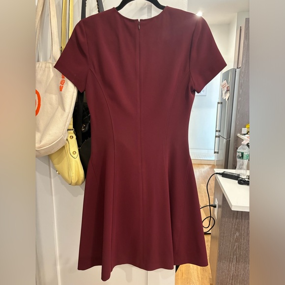 Theory A-Line Short Sleeve Mini Dress Burgundy Size 2 - Picture 2 of 4